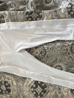 Fabletics Powerhold High-Rise Leggings in White